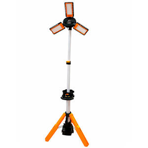 Lusqtoff Torre De Iluminacion 220v Y 18v (sin Bateria - Sin Cargador)